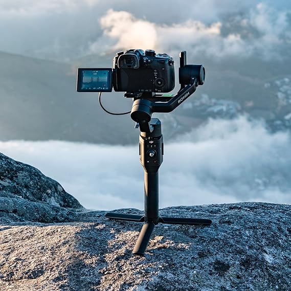 DJI Ronin-SC Stabilizer 3-Axis Gimbal for Mirrorless Camera Handheld Stabiliser Compatible with Sony Panasonic Lumix Nikon Canon, up to 2kg payload DJI Ronin-SC Stabilizer 3-Axis Gimbal for Mirrorless Camera Handheld Stabiliser Compatible with Sony Panasonic Lumix Nikon Canon, up to 2kg payload